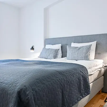 Sanders Tower - Cozy Two-bedroom In Charming Appartement *